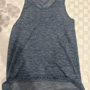 Lululemon men’s Blue Sleeveless Tank Top